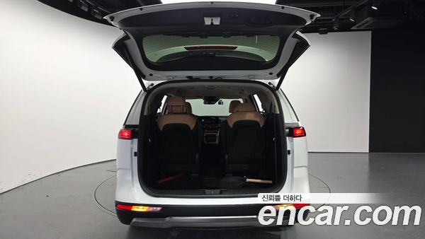 Kia Carnival 2023, фото 25
