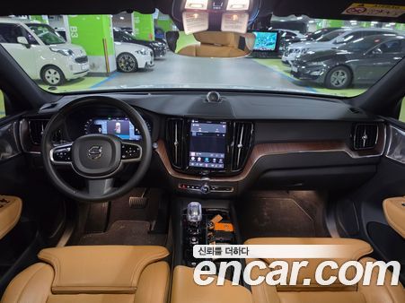 Volvo XC60 2023, фото 7