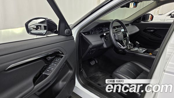 Land Rover Range Rover Evoque 2023, фото 13