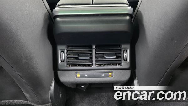 Land Rover Range Rover Evoque 2023, фото 24