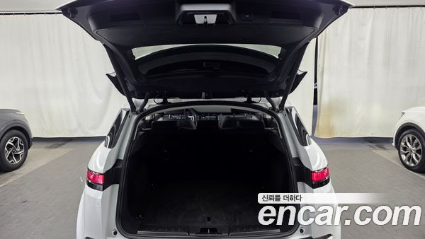 Land Rover Range Rover Evoque 2023, фото 26