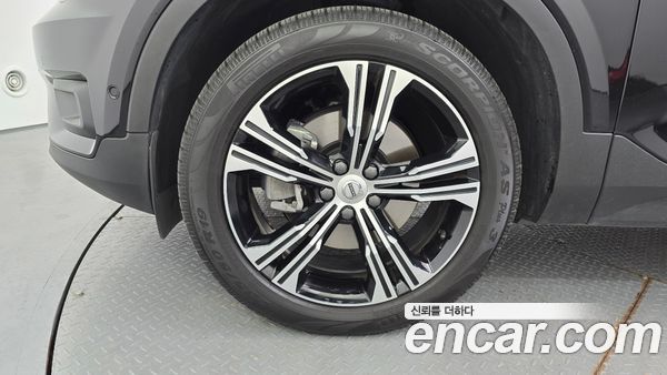 Volvo XC40 2021, фото 5