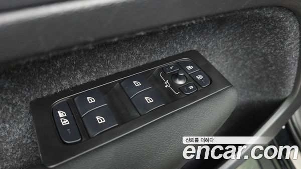 Volvo XC40 2021, фото 29