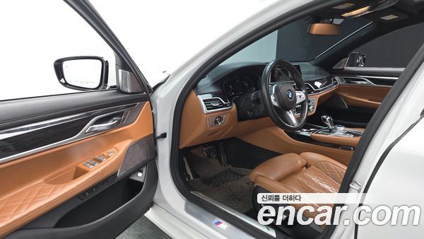 BMW 7 Series 2020, фото 12