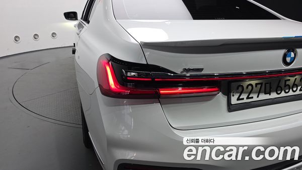 BMW 7 Series 2020, фото 8