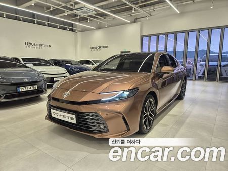 Toyota Camry 2025