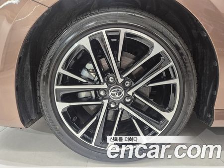 Toyota Camry 2025, фото 5