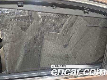 Toyota Camry 2025, фото 20