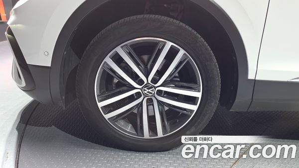 Volkswagen Tiguan 2023, фото 5
