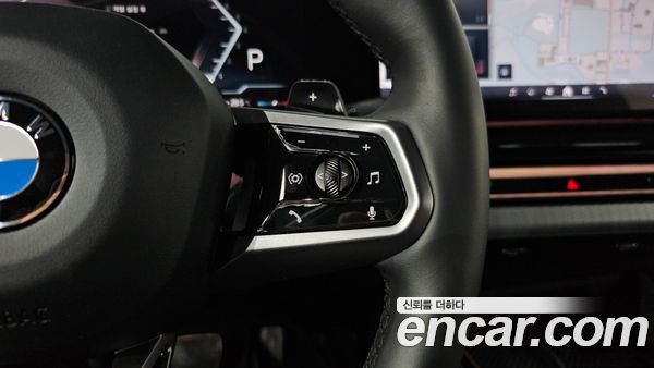 BMW 5 Series 2024, фото 28