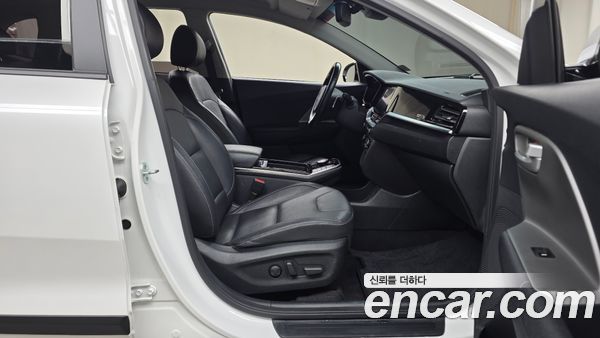 Kia Niro 2023, фото 15