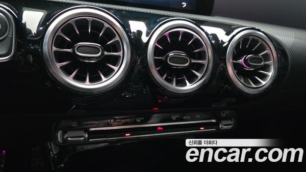 Mercedes-Benz CLA 2021, фото 26