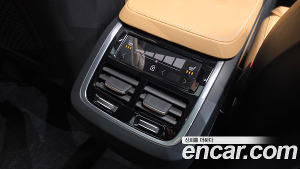 Volvo XC90 2024, фото 29