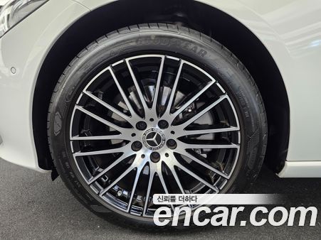 Mercedes-Benz C-Class 2026, фото 5
