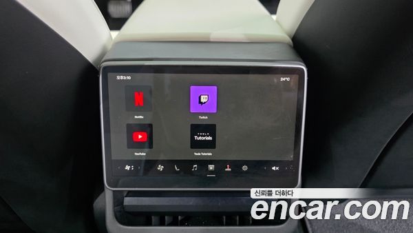 Tesla Model 3 2024, фото 31