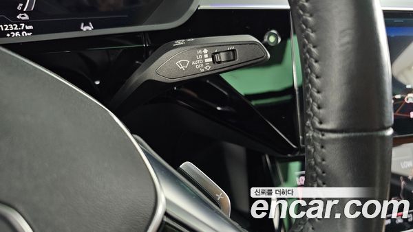 Audi e-tron 2021, фото 29