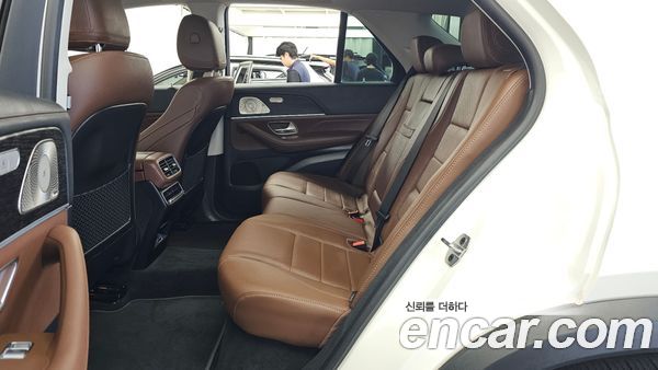 Mercedes-Benz GLE 2024, фото 16