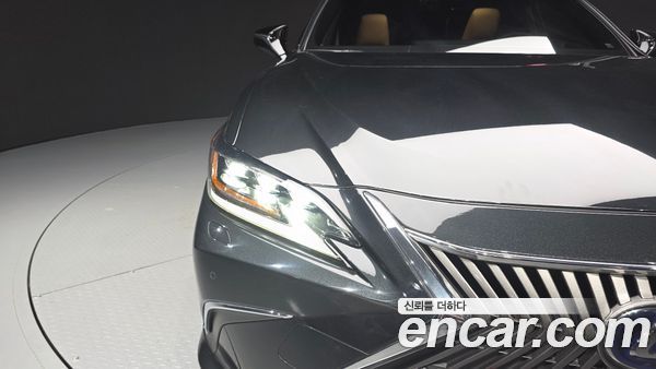 Lexus ES 2021, фото 8