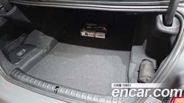 BMW 5 Series 2022, фото 31