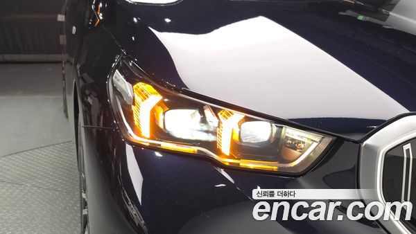 BMW 5 Series 2025, фото 8