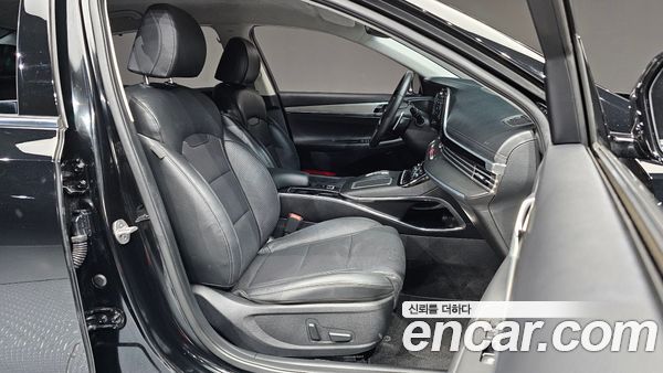 Hyundai Grandeur 2023, фото 16