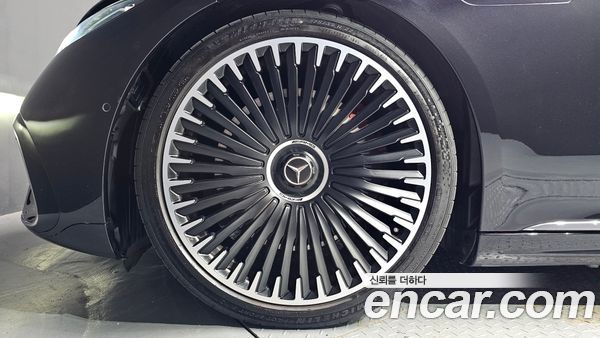 Mercedes-Benz EQS 2023, фото 5