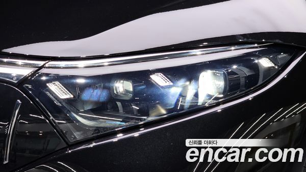 Mercedes-Benz EQS 2023, фото 8