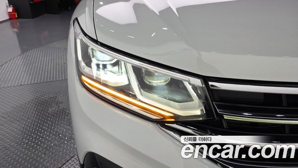 Volkswagen Tiguan 2023, фото 8