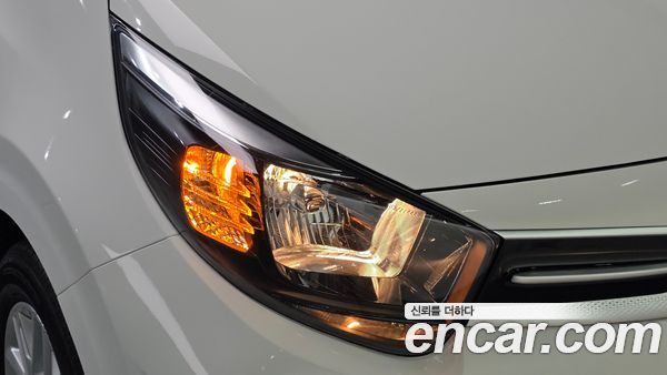 Kia Picanto 2023, фото 8