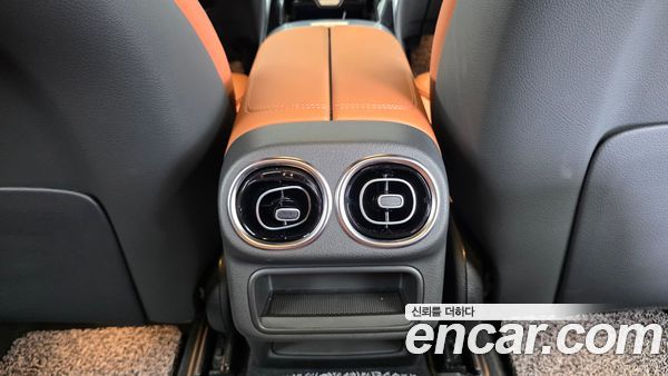 Mercedes-Benz GLC 2025, фото 31