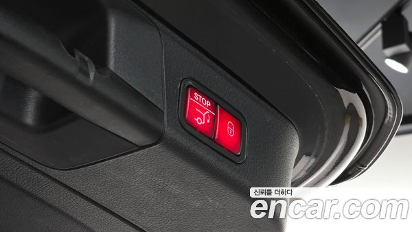 Mercedes-Benz GLB 2023, фото 20