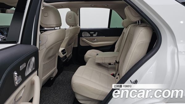 Mercedes-Benz GLE 2022, фото 15