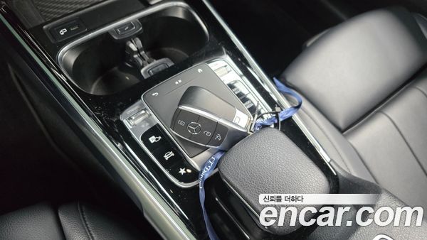 Mercedes-Benz GLB 2020, фото 9