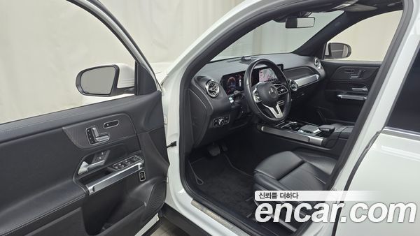 Mercedes-Benz GLB 2020, фото 10