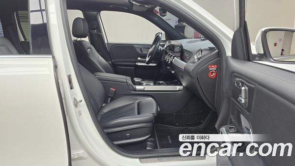 Mercedes-Benz GLB 2020, фото 11