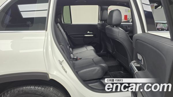 Mercedes-Benz GLB 2020, фото 12