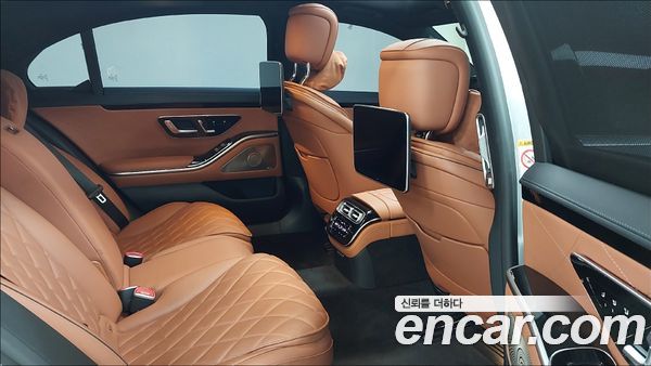 Mercedes-Benz S-Class 2023, фото 10
