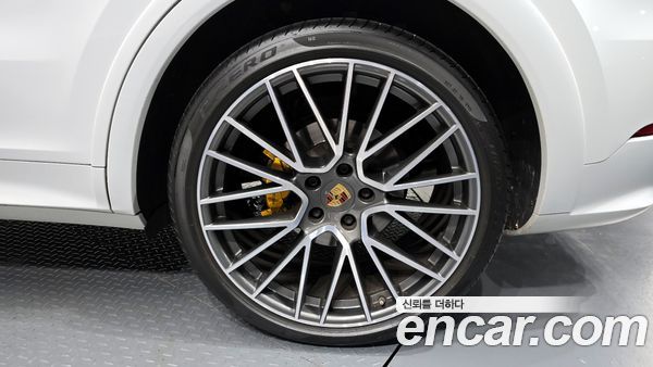 Porsche Cayenne 2021, фото 5