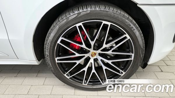 Porsche Macan 2022, фото 5