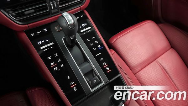 Porsche Macan 2022, фото 9