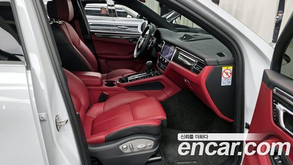 Porsche Macan 2022, фото 11