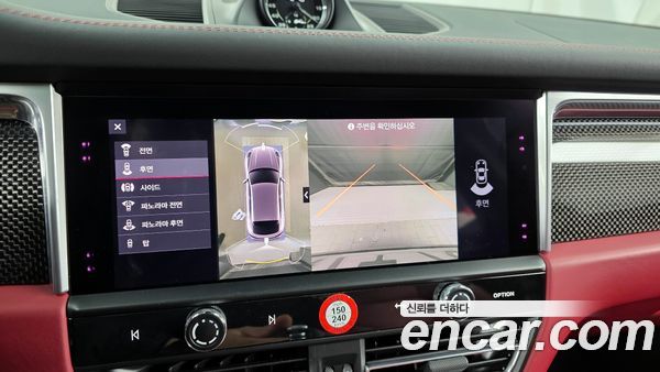 Porsche Macan 2022, фото 15