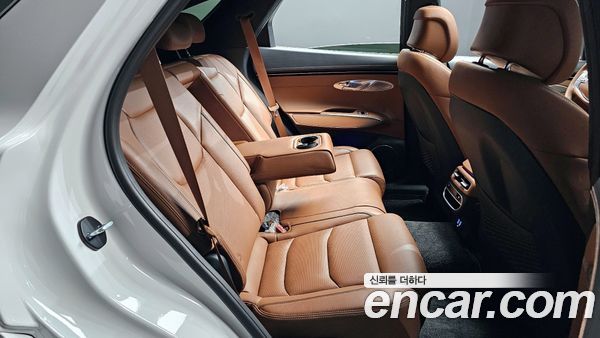 Genesis GV70 2023, фото 12