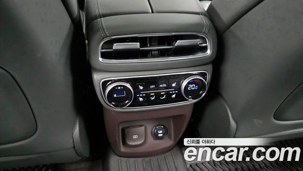 Genesis GV80 2022, фото 18
