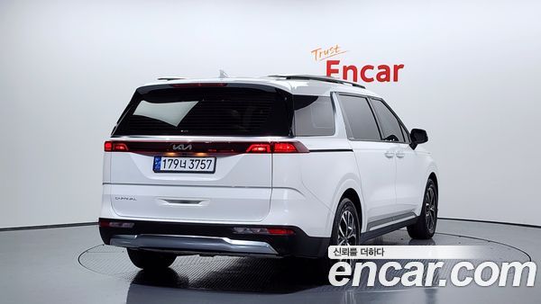 Kia Carnival 2021, фото 2