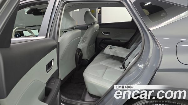 Hyundai Kona 2025, фото 11