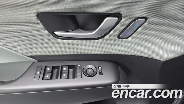 Hyundai Kona 2025, фото 14