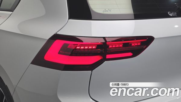 Volkswagen Golf 2024, фото 9