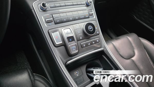Hyundai Santa Fe 2021, фото 9