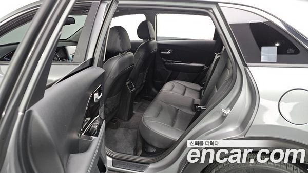 Kia Niro 2022, фото 11